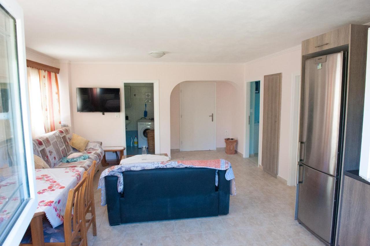 Olives Estate Apartments Grande Preveza Eksteriør bilde